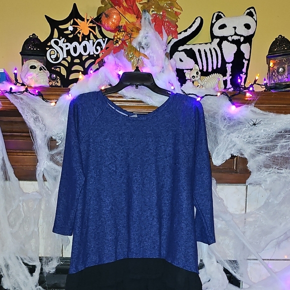 EUC Kate & Mallory Royal Blue Speckled Blouse W/ 3/4 Length Sleeves & Bow Detail - Picture 1 of 4
